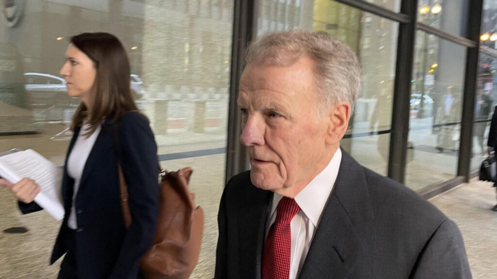 Illinois quick hits: Trump deploys Illinois Nartional Guard; Madigan to report to prison Illinois quick hits: Trump deploys Illinois Nartional Guard; Madigan to report to prison