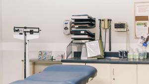 Georgia doctors face scrutiny as they cozy up to injury lawyers