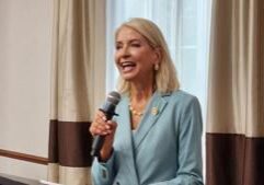Governor defends mental health mandate, rejects parental consent plan