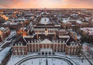 U of I scrutinized over perceived preference for international students U of I scrutinized over perceived preference for international students