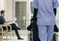 Poll: Voters like candidates supporting war on Alzheimer's