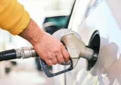 Illinois Quick Hits: Pritzker wants year-round E15 fuel