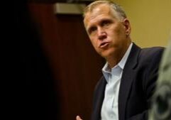 Tillis affirms support of Warsh ahead of Wednesday vote