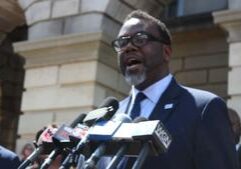 Chicago downtown office space vacancy rate jumps to record high levels