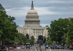 Experts comment on bill banning U.S. lawmakers from insider prediction bidding